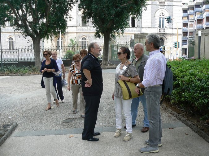 (5) Benvenuti a Catania